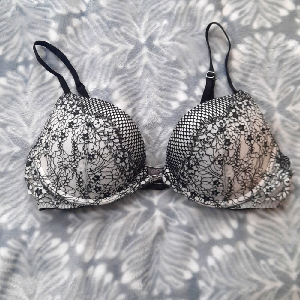 VS Bra